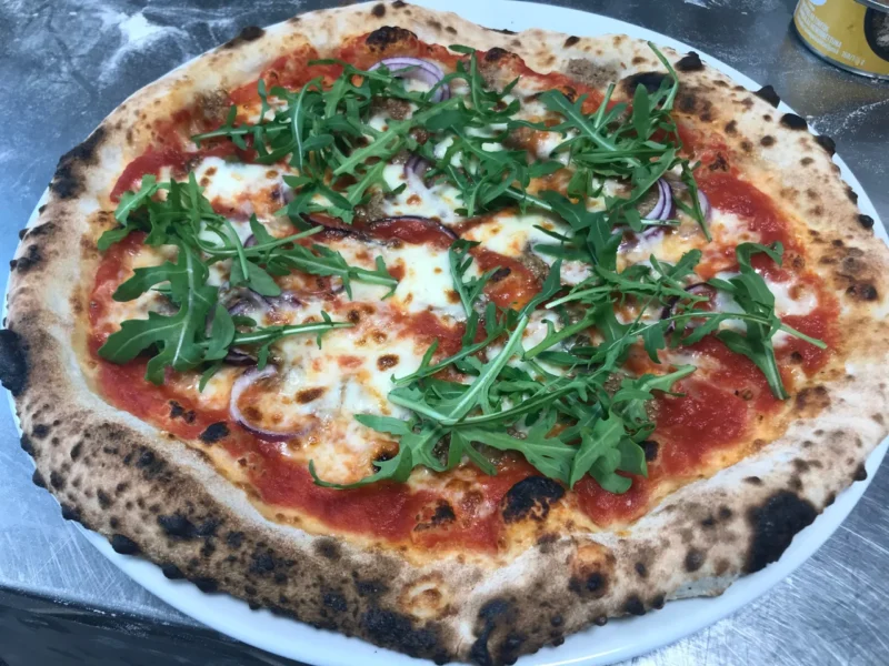 pizza tonno